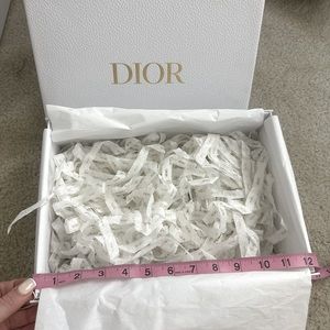 Dior box